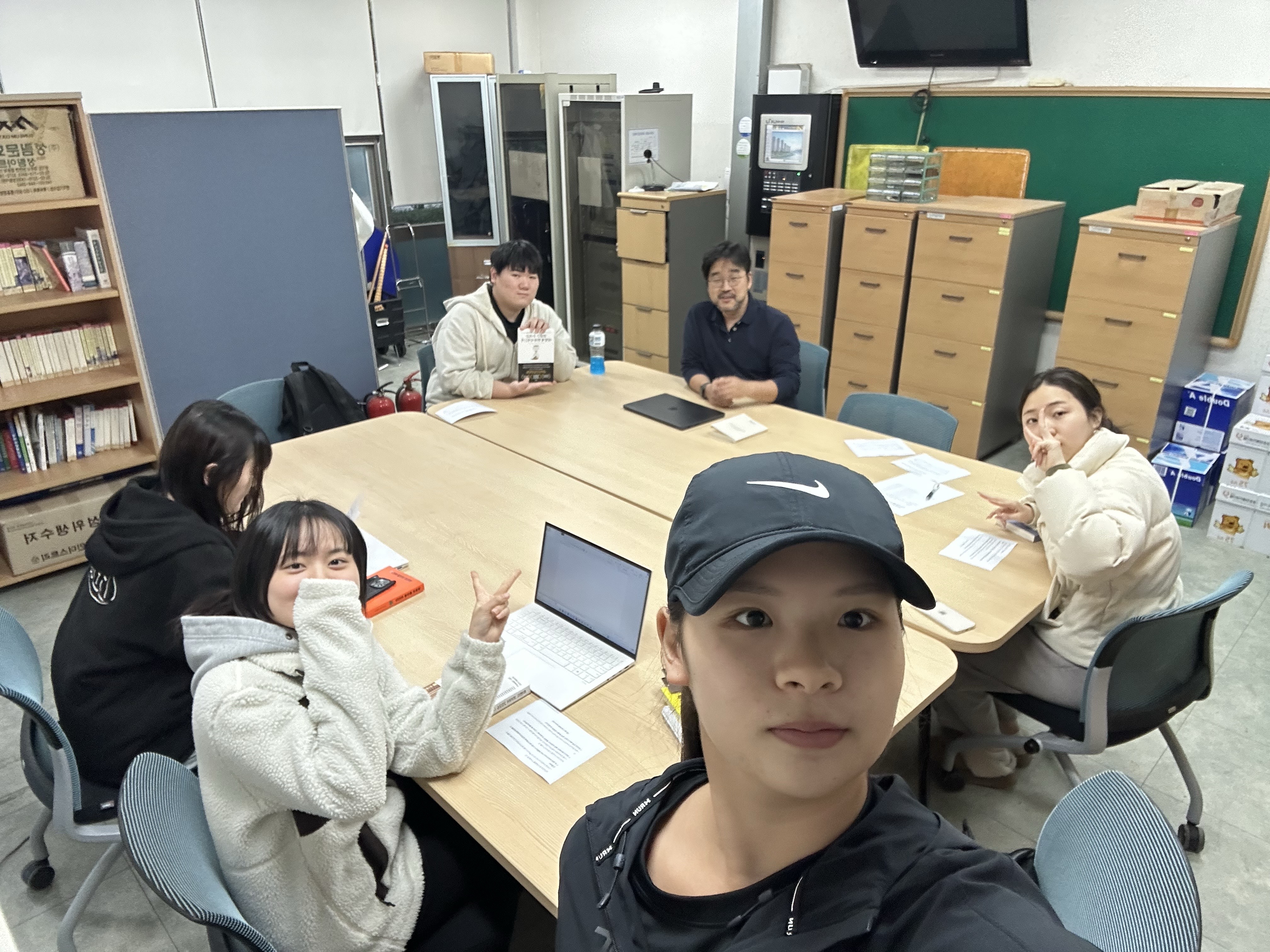 2025학년도 2학기 독서학습 동아리 활동 3번째 사진